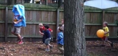 Sorry for the blurry photo, but I'm amazingly fast as an Angry Bird being chased by kids ...