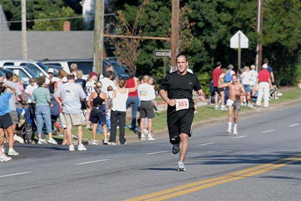 My first 10 miler in September 2006. I was actually injured, but still finished in 1:22.